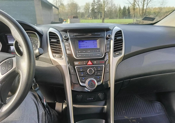 Hyundai I30 cena 24999 przebieg: 243832, rok produkcji 2012 z Wyszków małe 326